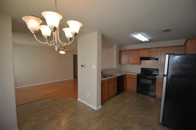 Building Photo - 853 Village Point Ln