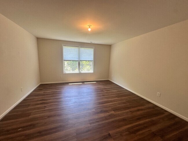 Building Photo - 11812 Beacon Ct