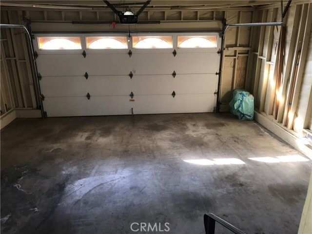 Building Photo - 1451 N Shaffer St