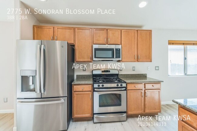 Building Photo - $1,995 Beautiful Home in Sonoran Blossom N...