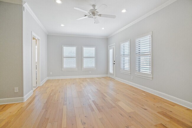 Building Photo - 13297 Roanoke Rd