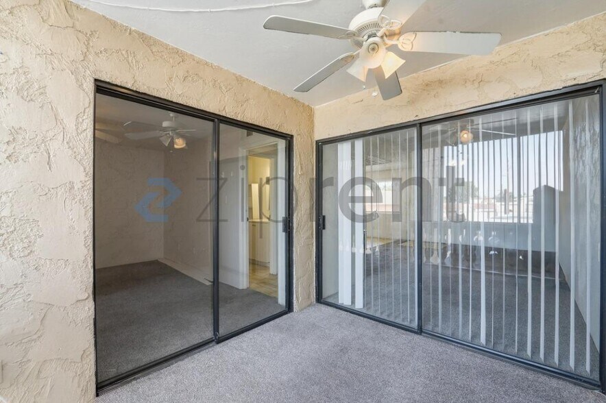 Building Photo - 4950 N Miller Rd