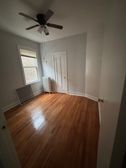 Building Photo - 4028 W Crystal St