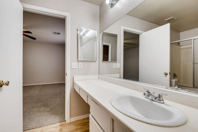 Building Photo - BEAUTIFUL 1 Story, 3 Bedroom 2 Bath Home Near Centennial Hills