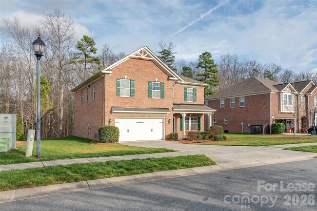 Building Photo - 5123 Poplar Knoll Dr