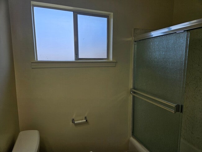 Building Photo - Cozy Apartment for rent in Visalia