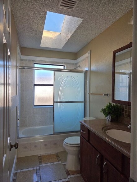 Building Photo - 97 S Macon Ct