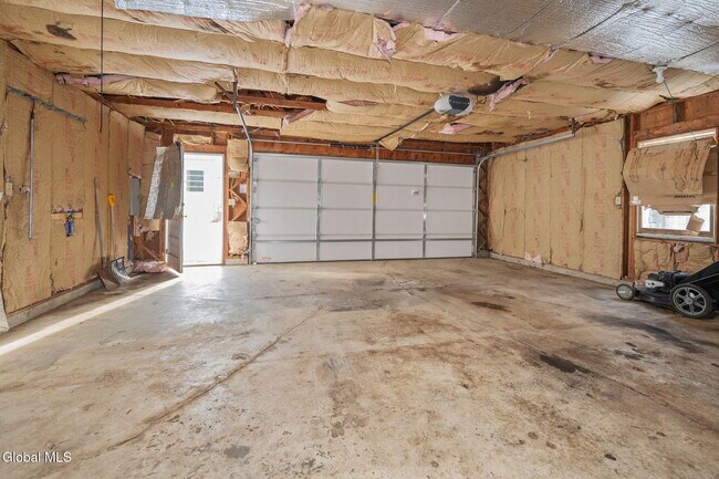 Building Photo - 232 Main St