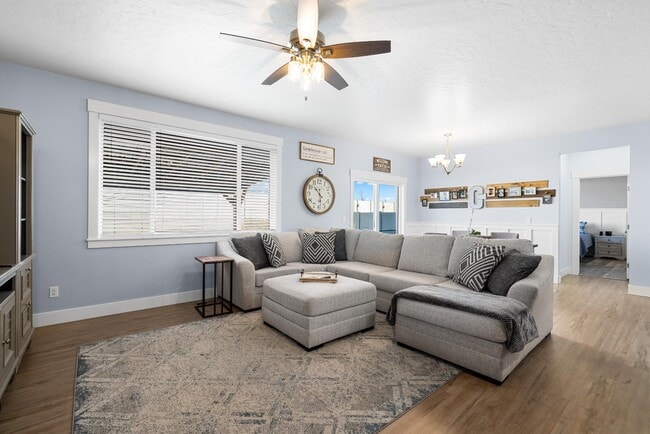 Building Photo - 9030 W Bowie St