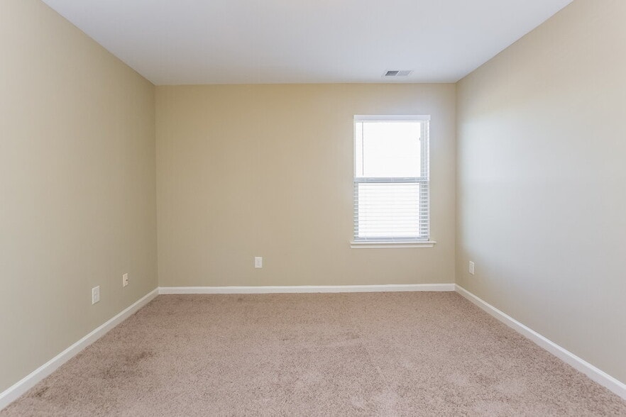 Building Photo - 40 Hamil Ct NW