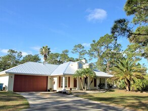 Building Photo - 4566 Serna Ave