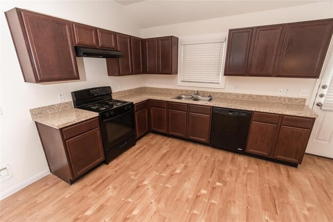 Building Photo - 5707 Long Arbor Ln