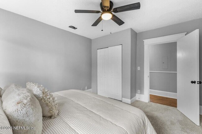 Building Photo - 2770 College St