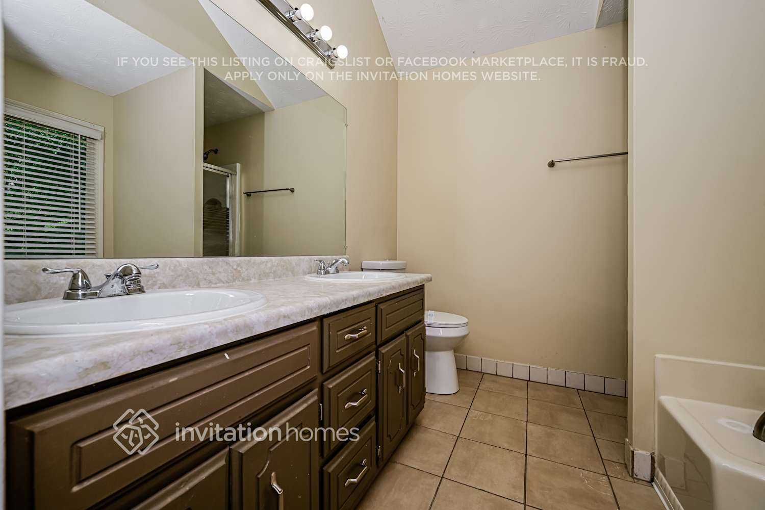 Building Photo - 1099 Plantation Blvd SE