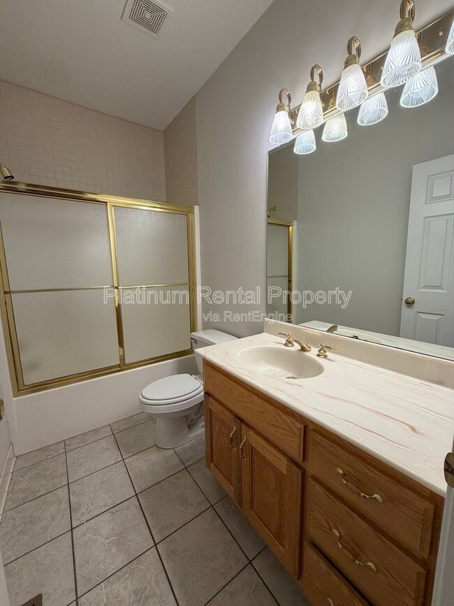 Building Photo - 3440 Alexander Cir