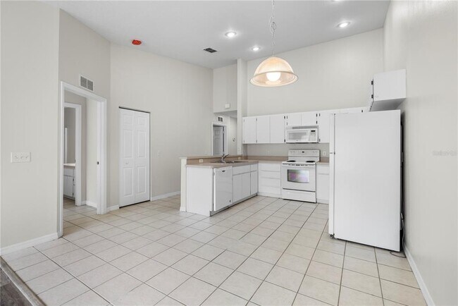 Building Photo - 37228 Grassy Hill Ln