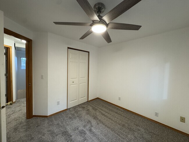 Building Photo - 4534 SW Pasadena St