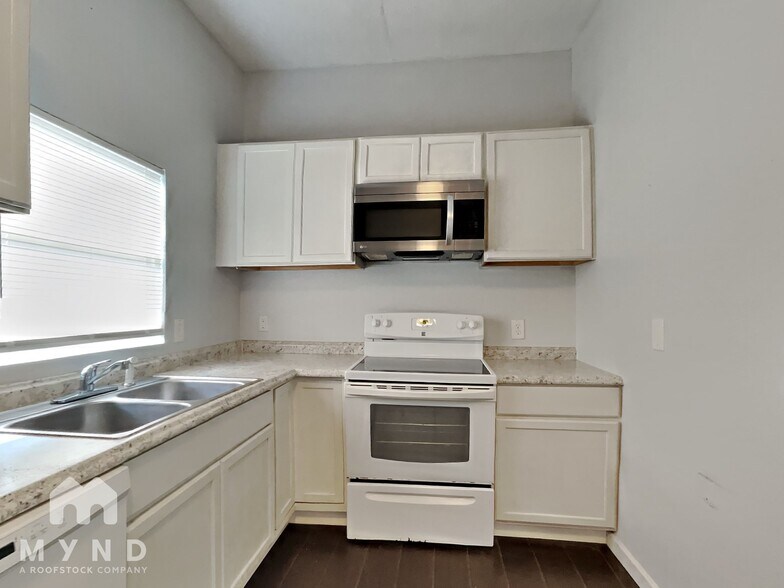 Building Photo - 1606 Ruthven St