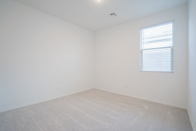 Building Photo - 46870 W Cansados Rd