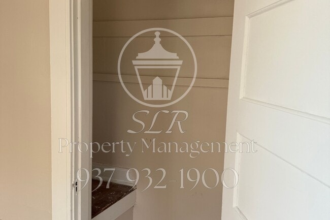 Building Photo - 541 Grafton Ave