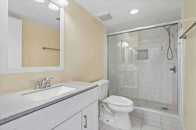 Building Photo - 1245 13th St NW