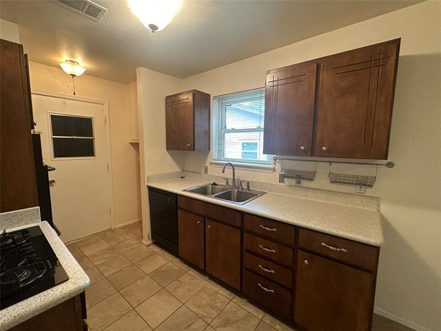 Building Photo - 1502 Aransas Dr
