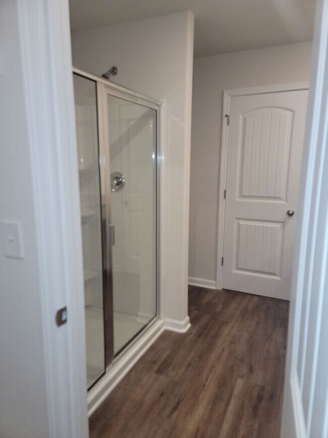 Building Photo - Newer Construction Home in Creedmore Hills!