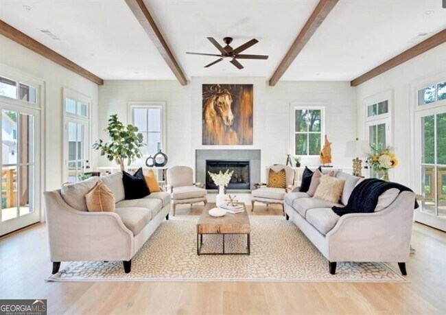 Building Photo - 740 Belt Loop SE