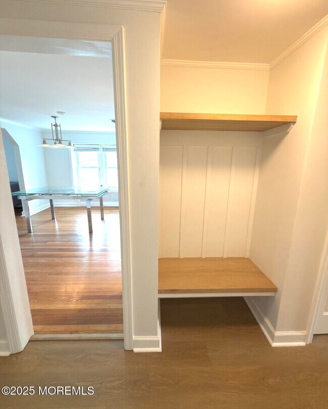 Building Photo - 139 Brighton Ave