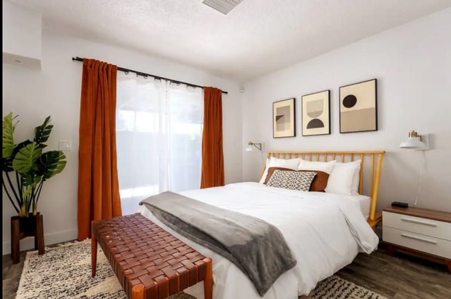 Building Photo - Mid-Century Oasis with Pool in Palm Springs (Monthly Only - No Long Term)