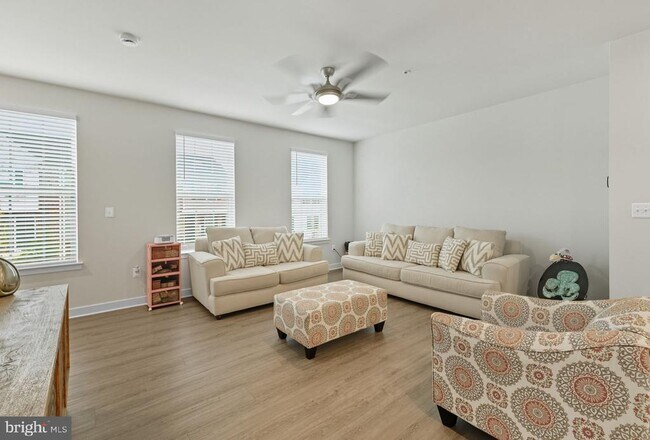 Building Photo - 5503 Billenca Ln