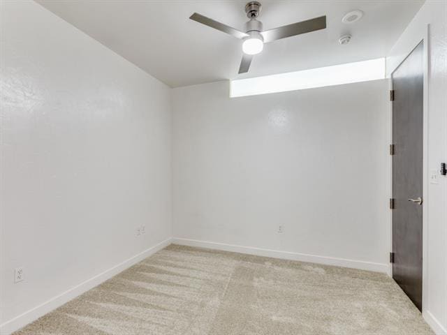 Building Photo - 2600 W 7th St