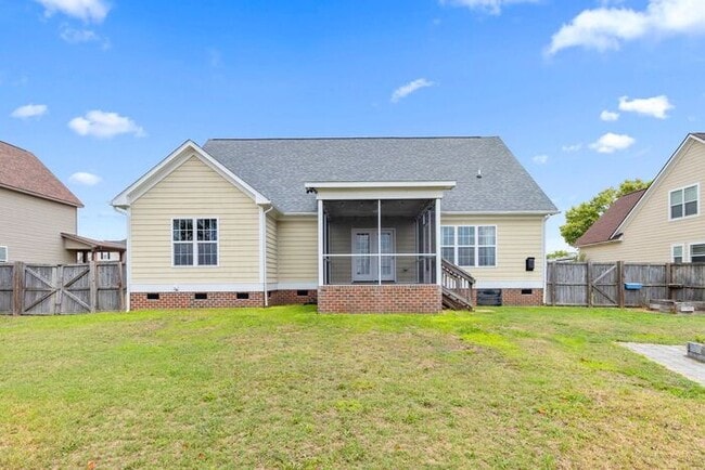 Building Photo - 720 Camwheel Dr
