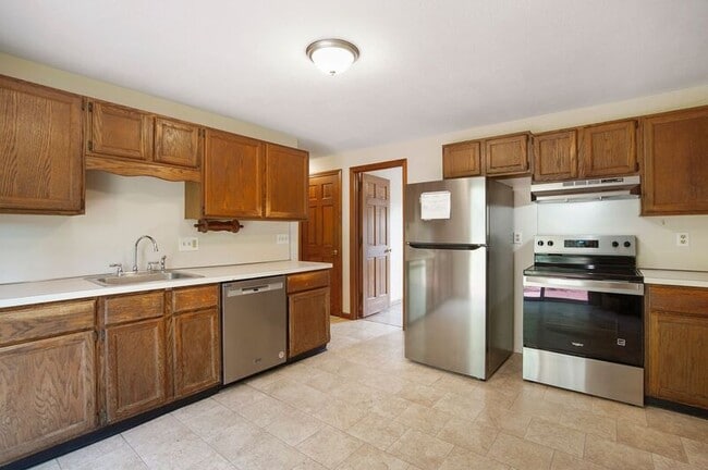 Building Photo - 26 Hunters Hill Cir