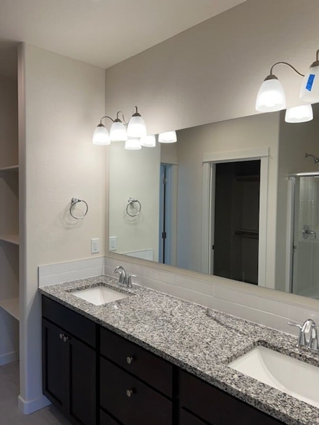 Building Photo - Newer Construction with Updates Through out