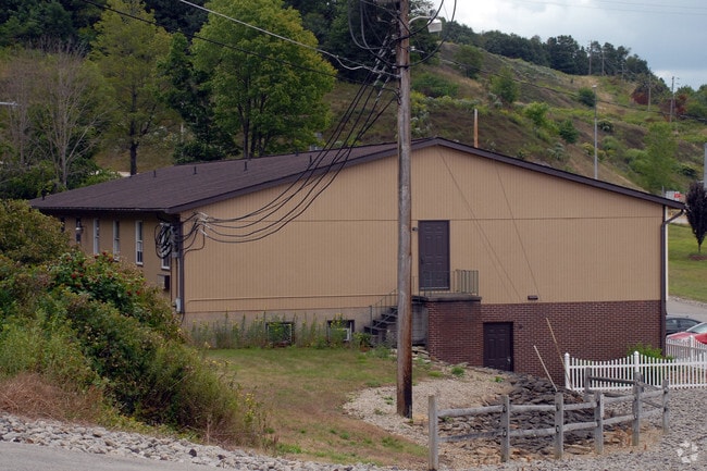 Building Photo - Eastwood Village Apartments