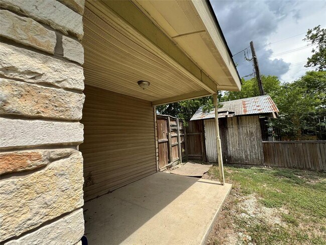 Building Photo - 5054 Old Goforth Rd