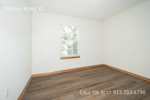 Building Photo - 12397 S Lincoln St