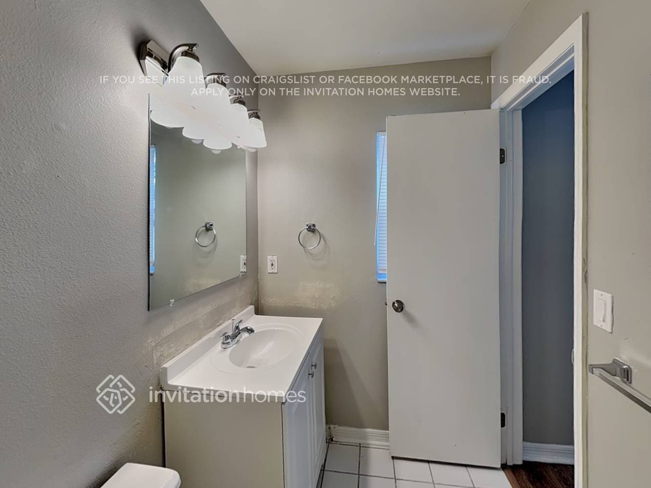 Building Photo - 1849 Coyote Pl