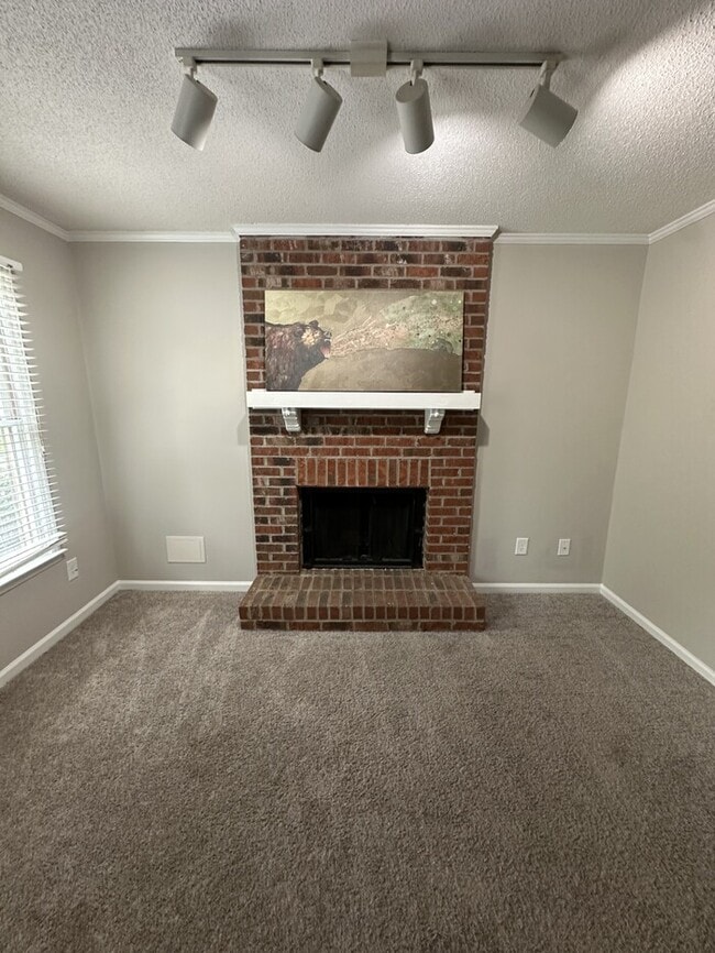 Building Photo - 5621 Hamstead Crossing