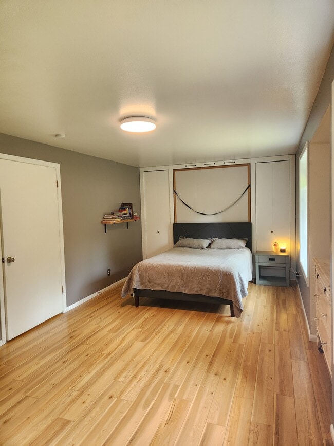 Building Photo - 20 Warbler Ln