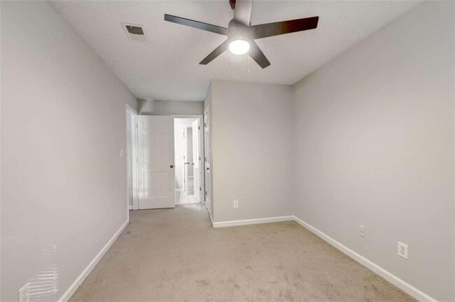 Building Photo - 4548 Coopers Creek Pl SE