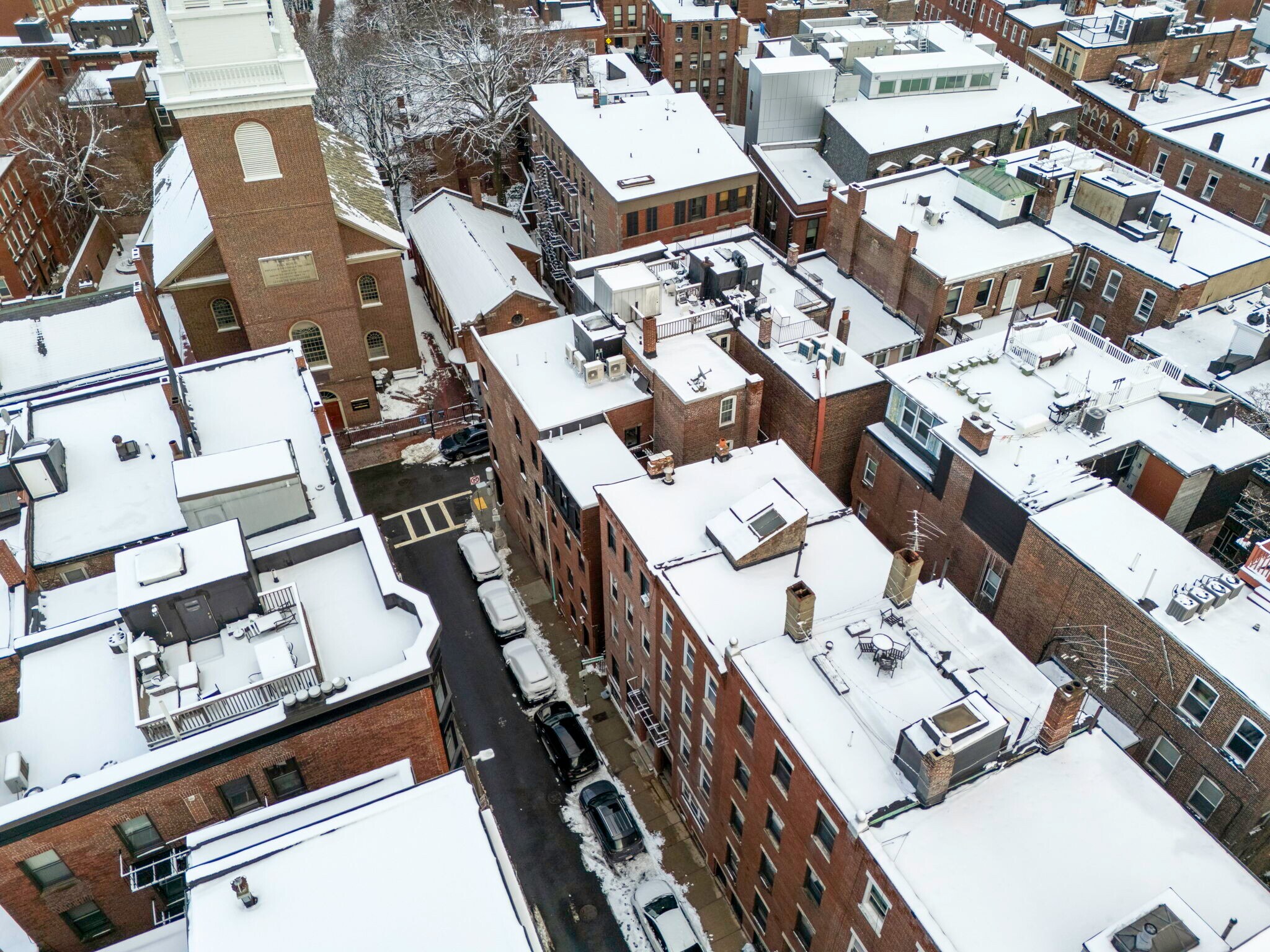 Building Photo - 6 Hull St