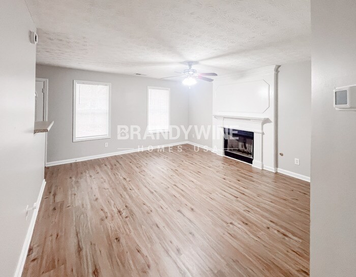 Building Photo - 980 Brigade St