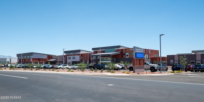 Building Photo - 10410 W Robertson St
