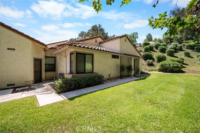 Building Photo - 1315 Albariza Pl