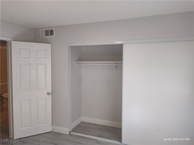 Building Photo - 3663 Kolendo Ct