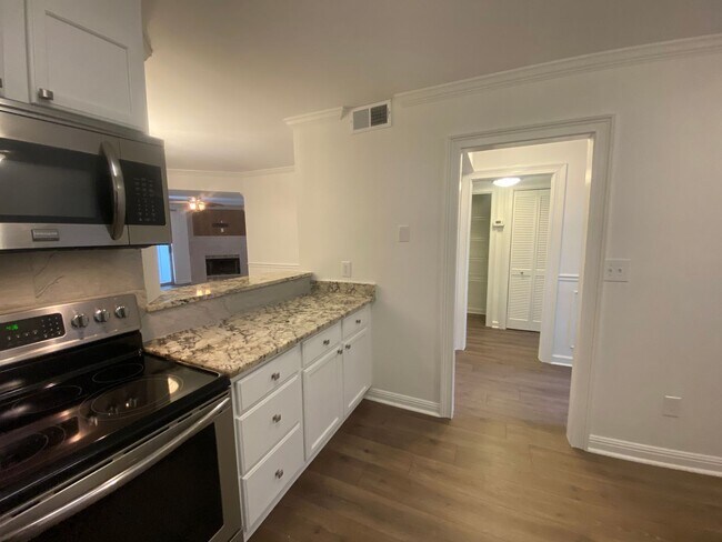 Building Photo - Broad River Township