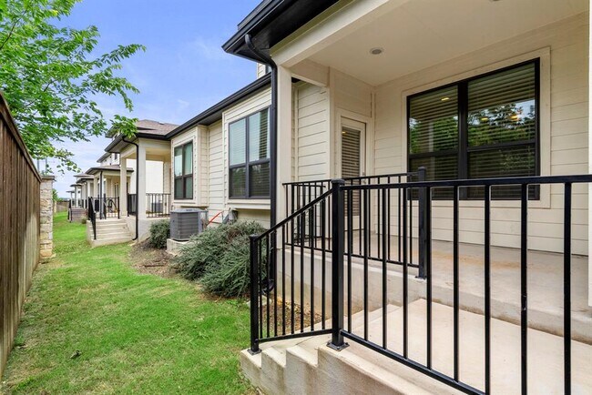 Building Photo - 12317 Maypole Bend