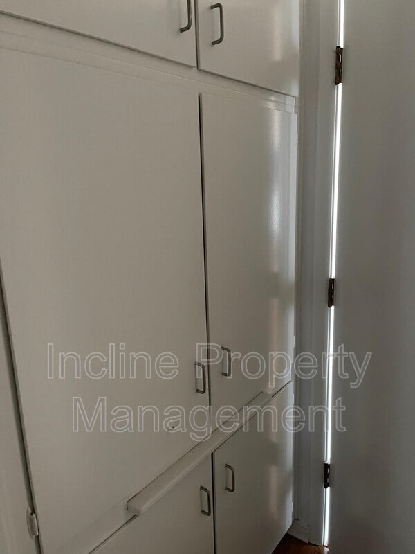 Building Photo - 515 S 1000 E
